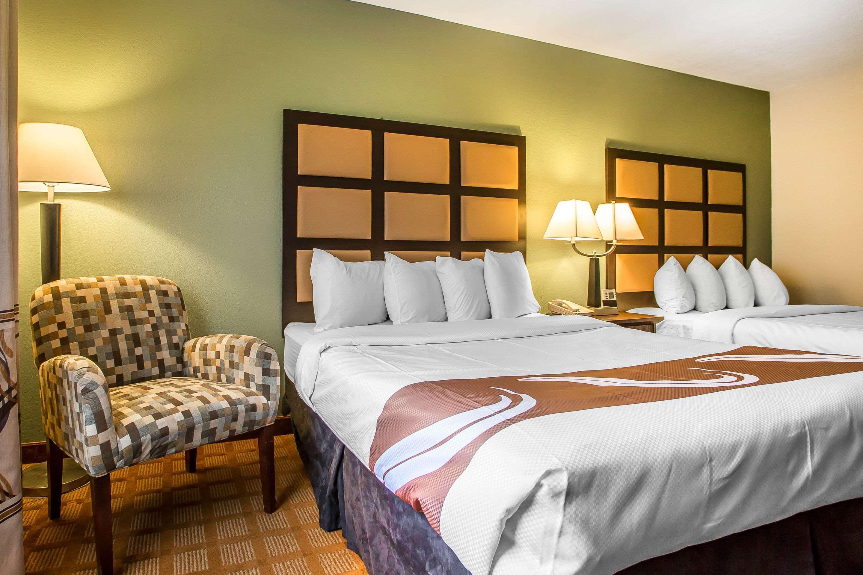 Quality Inn & Suites Marinette Ngoại thất bức ảnh
