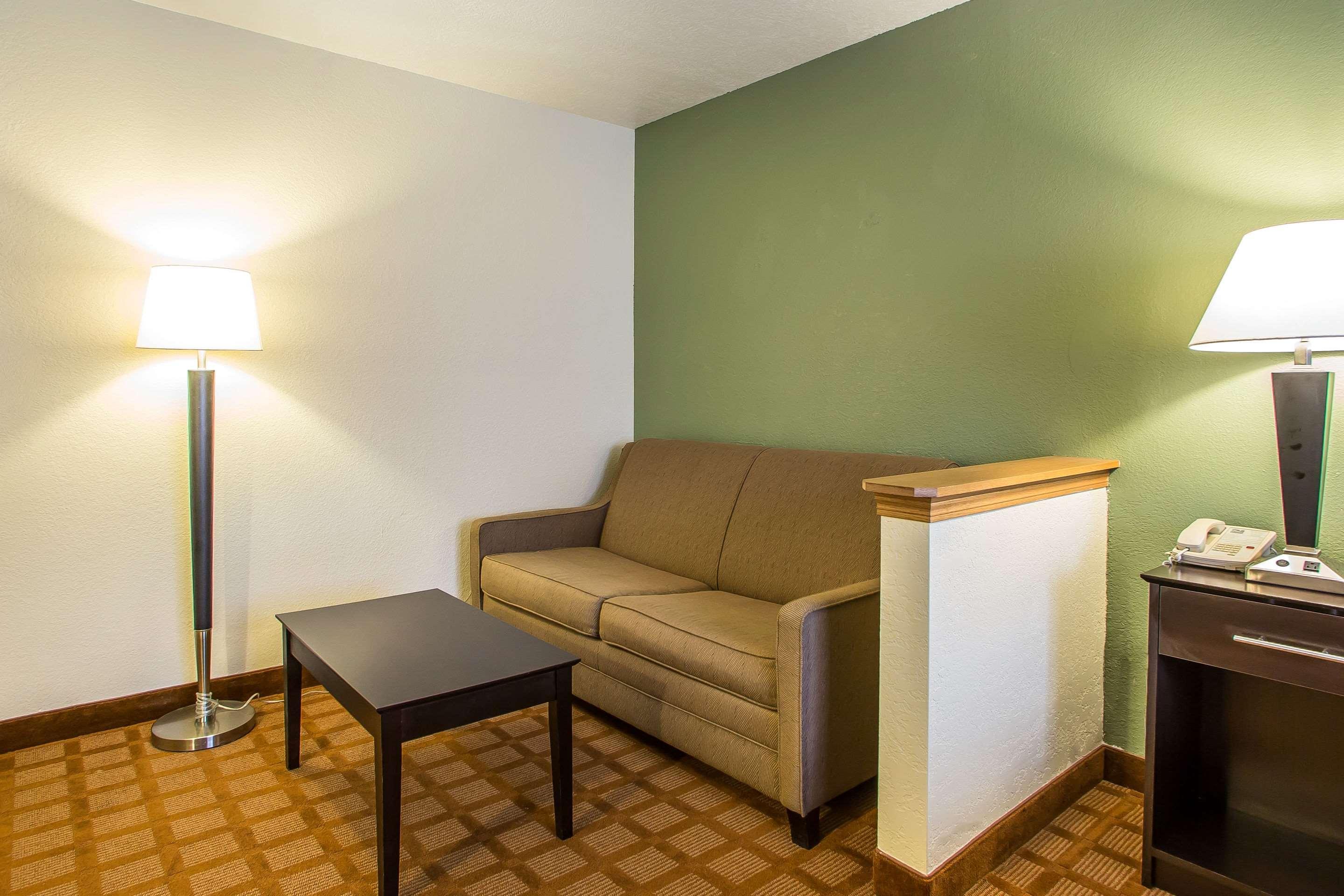 Quality Inn & Suites Marinette Ngoại thất bức ảnh