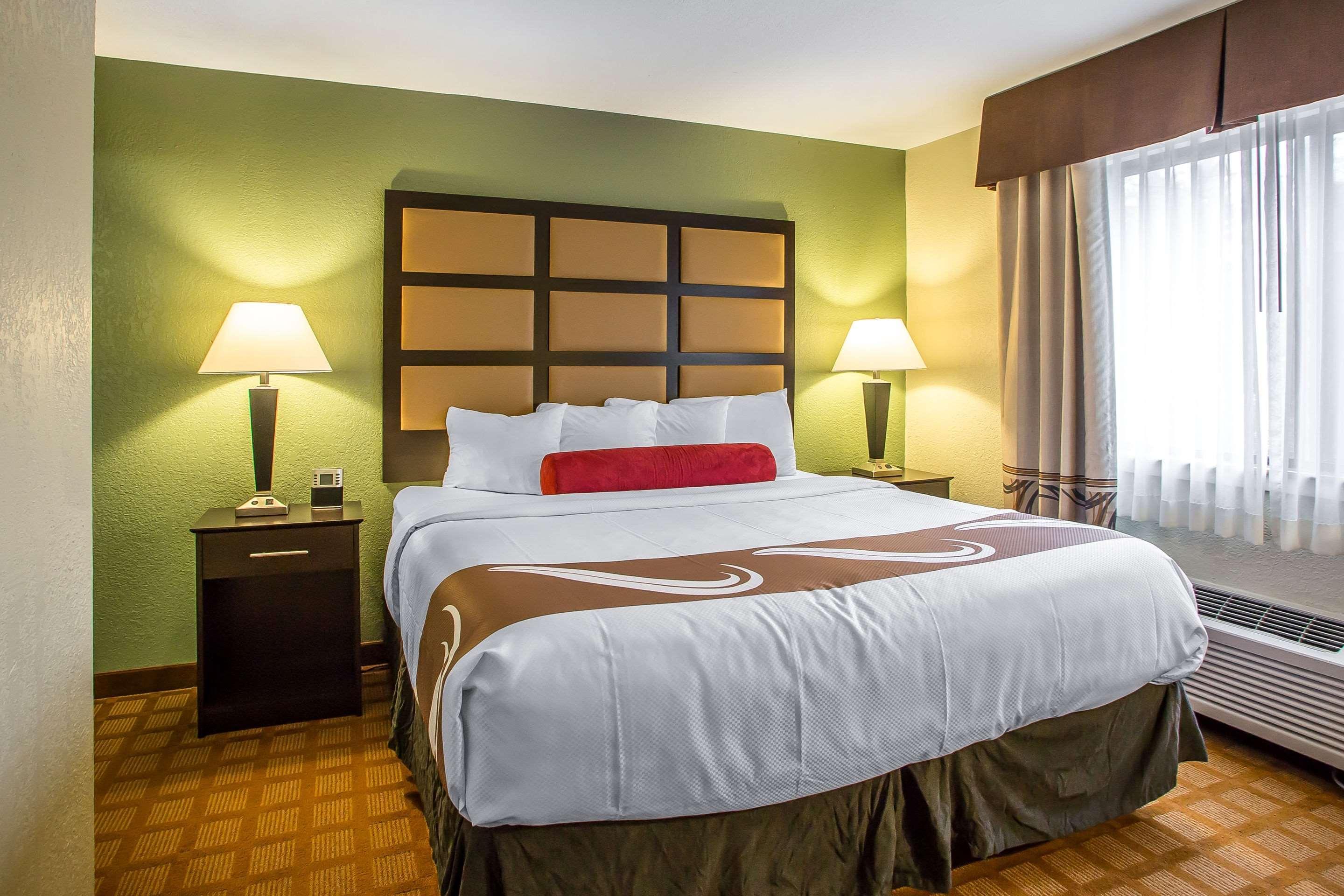 Quality Inn & Suites Marinette Ngoại thất bức ảnh