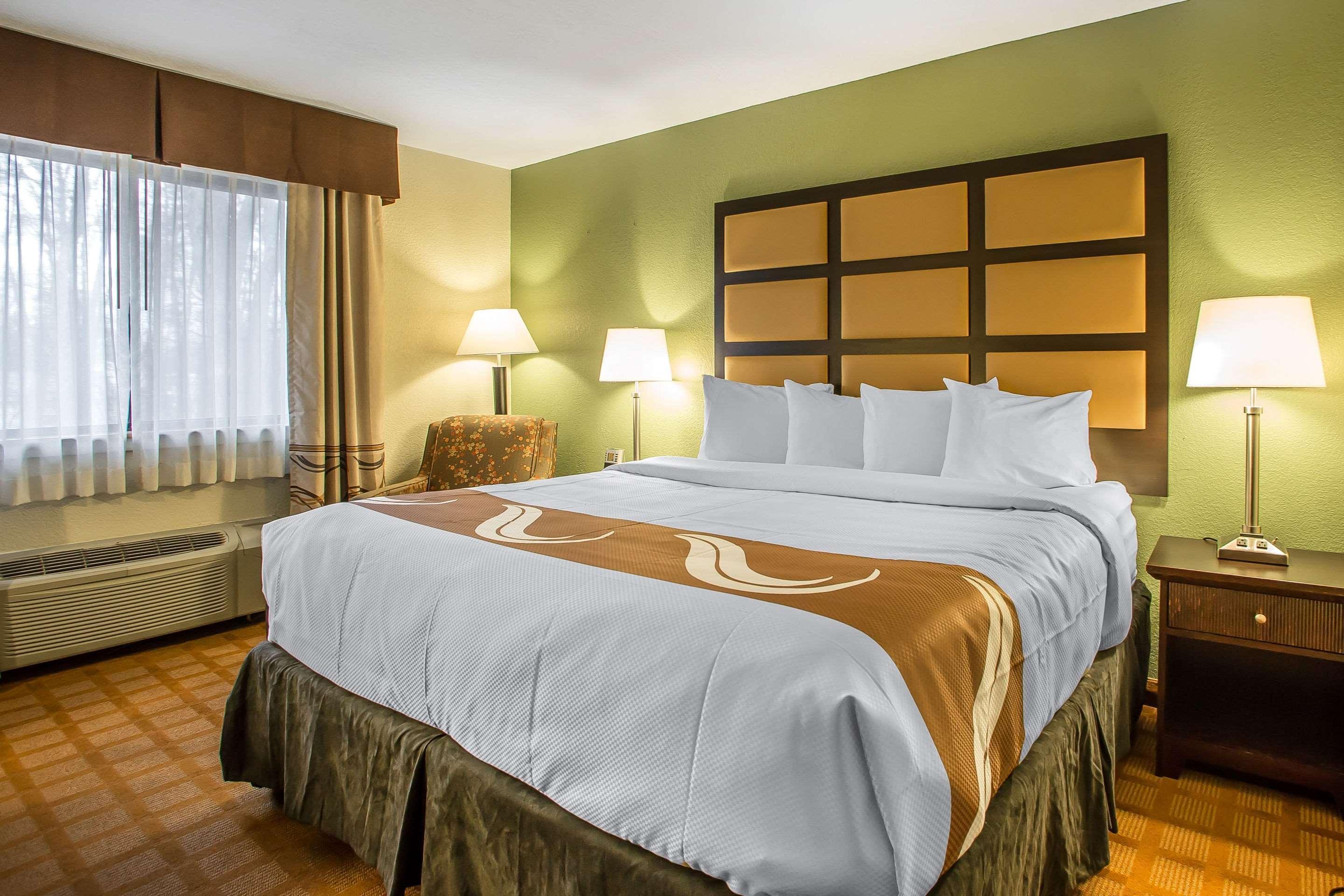 Quality Inn & Suites Marinette Ngoại thất bức ảnh